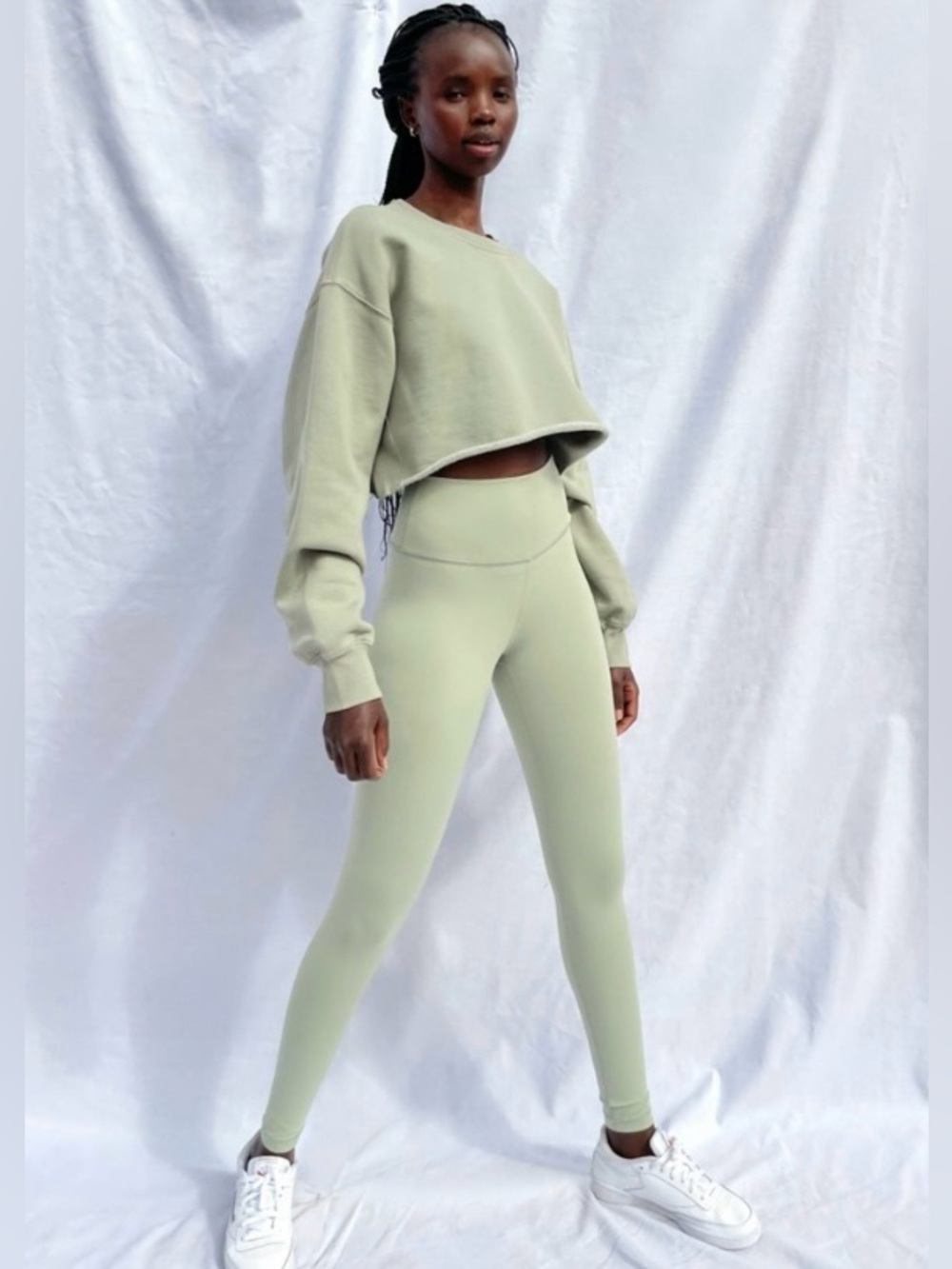 TNA ACTION LIGHT PISTACHIO GREEN HIGH RISE 7/8 FLEXIBLE LEGGINGS. RETAIL $88.